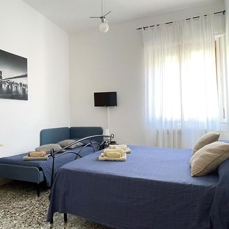 Accogliente Casa Livorno Bed & Breakfast Exterior photo