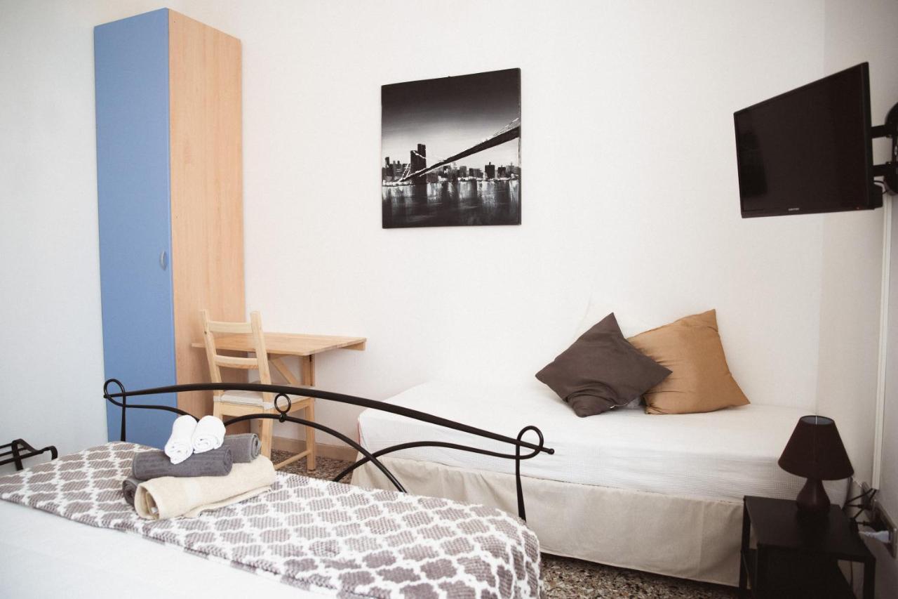 Accogliente Casa Livorno Bed & Breakfast Exterior photo